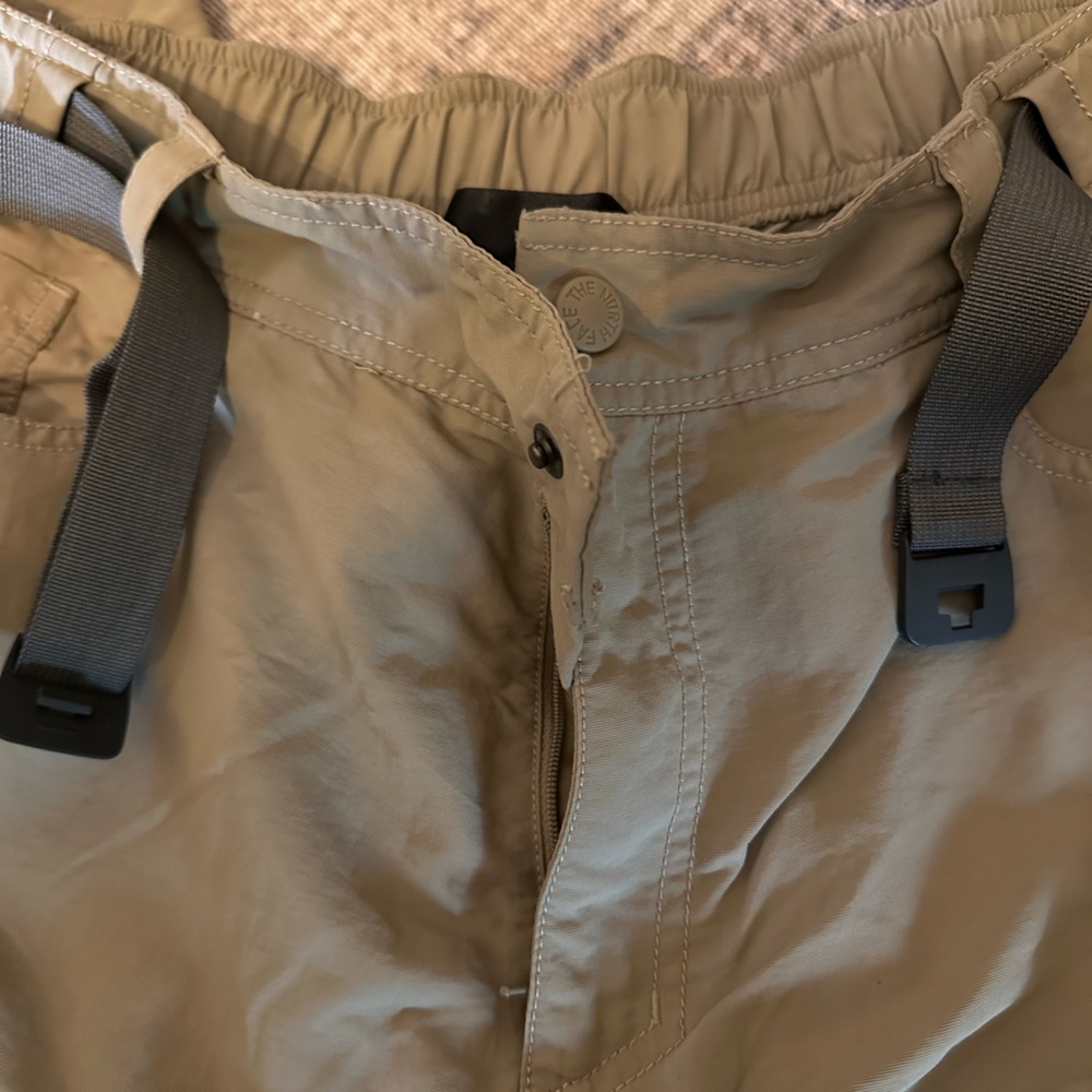 The North Face men’s Paramount Trail khaki tan zipper convertible L nylon pants - Picture 11 of 16